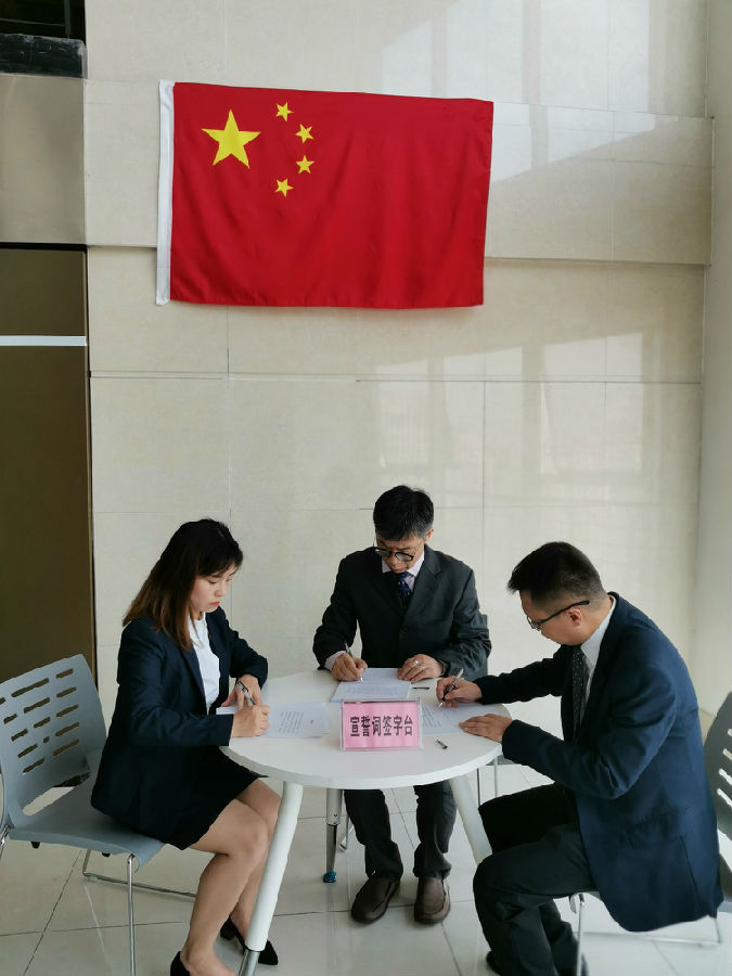 签1.jpg