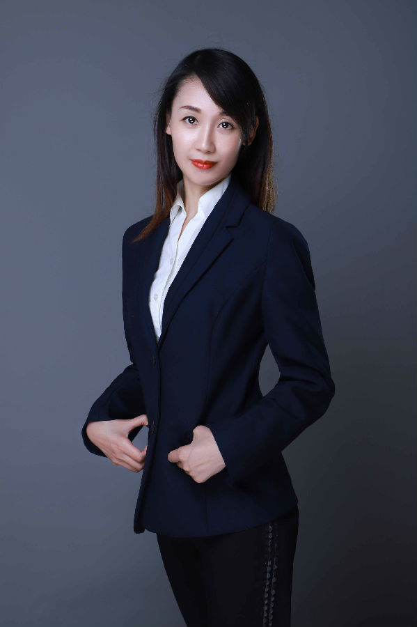 向丹.jpg
