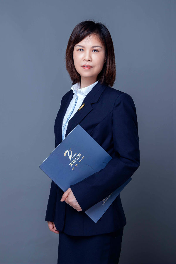 赵丽.jpg