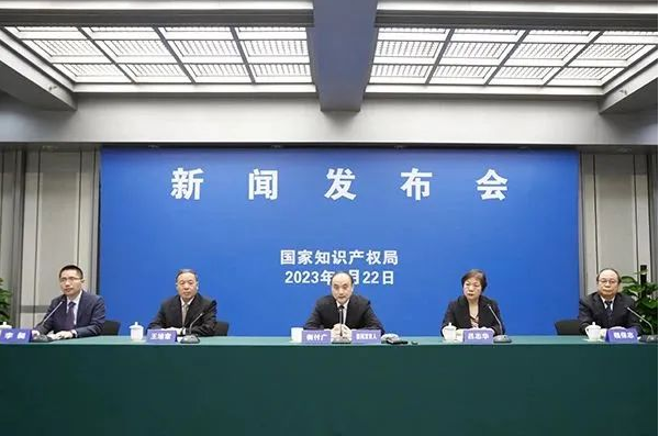 图1.png