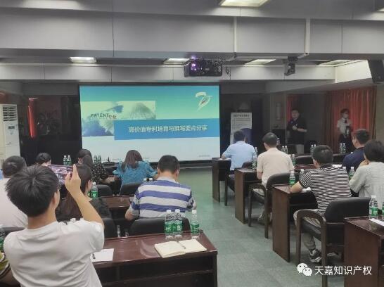 图1.jpg
